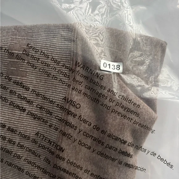 PINK Victoria's Secret Active Brown Shorts - Picture 8 of 8